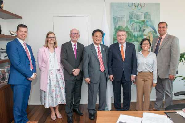 IOC President, Thomas Bach, and TAFISA President, Ju-Ho Chang, met on May 17 at IOC headquarters in Lausanne...