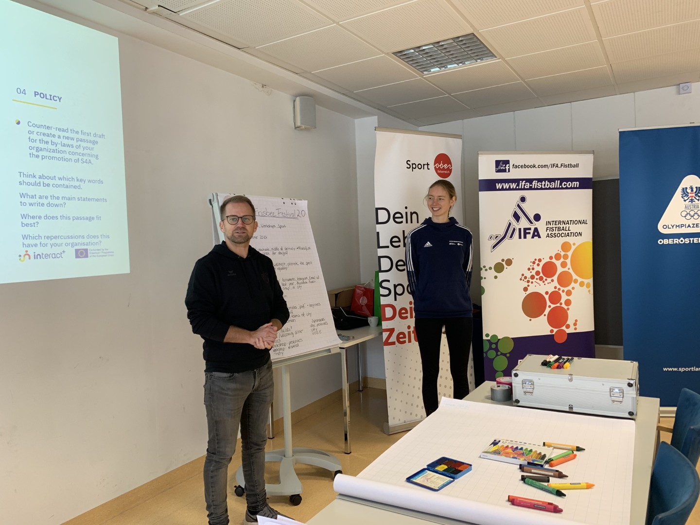 Workshop participants presenting their task